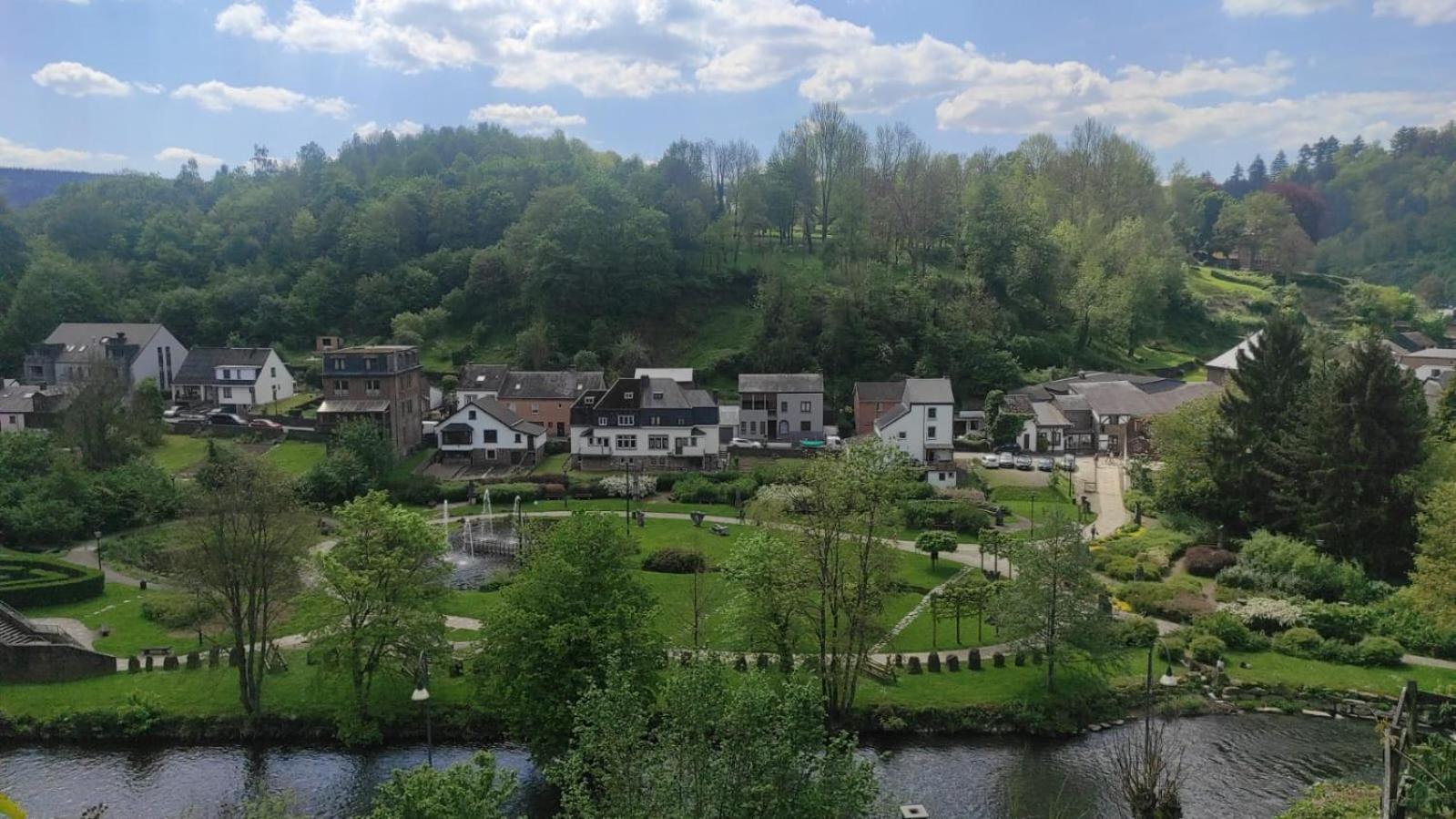 Le Panorama Villa La-Roche-en-Ardenne Luaran gambar